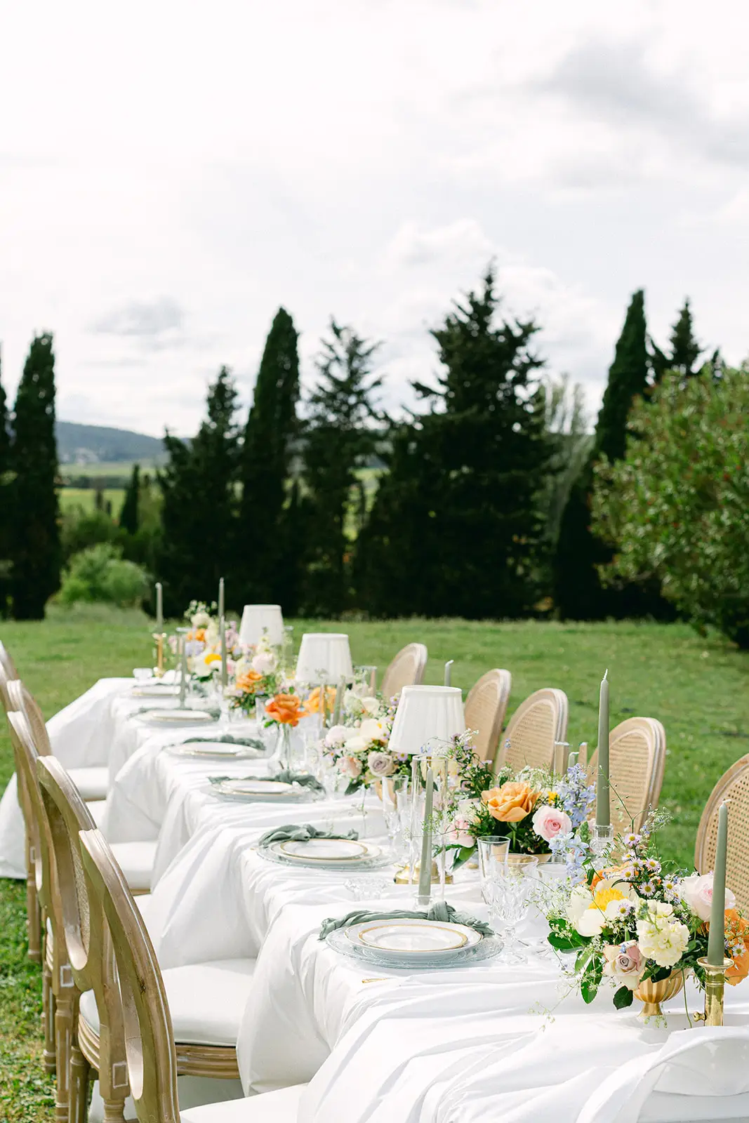 Chateau de Sériège - Mariage - Vue table extérieur